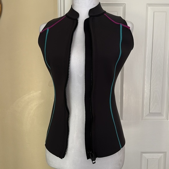 prAna Kelis Black Neoprene Surf Vest Rashguard Swim Top UPF 50 Size Small Zip Up - Picture 1 of 6